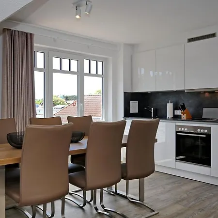 Hanse 324 Apartment Kuehlungsborn